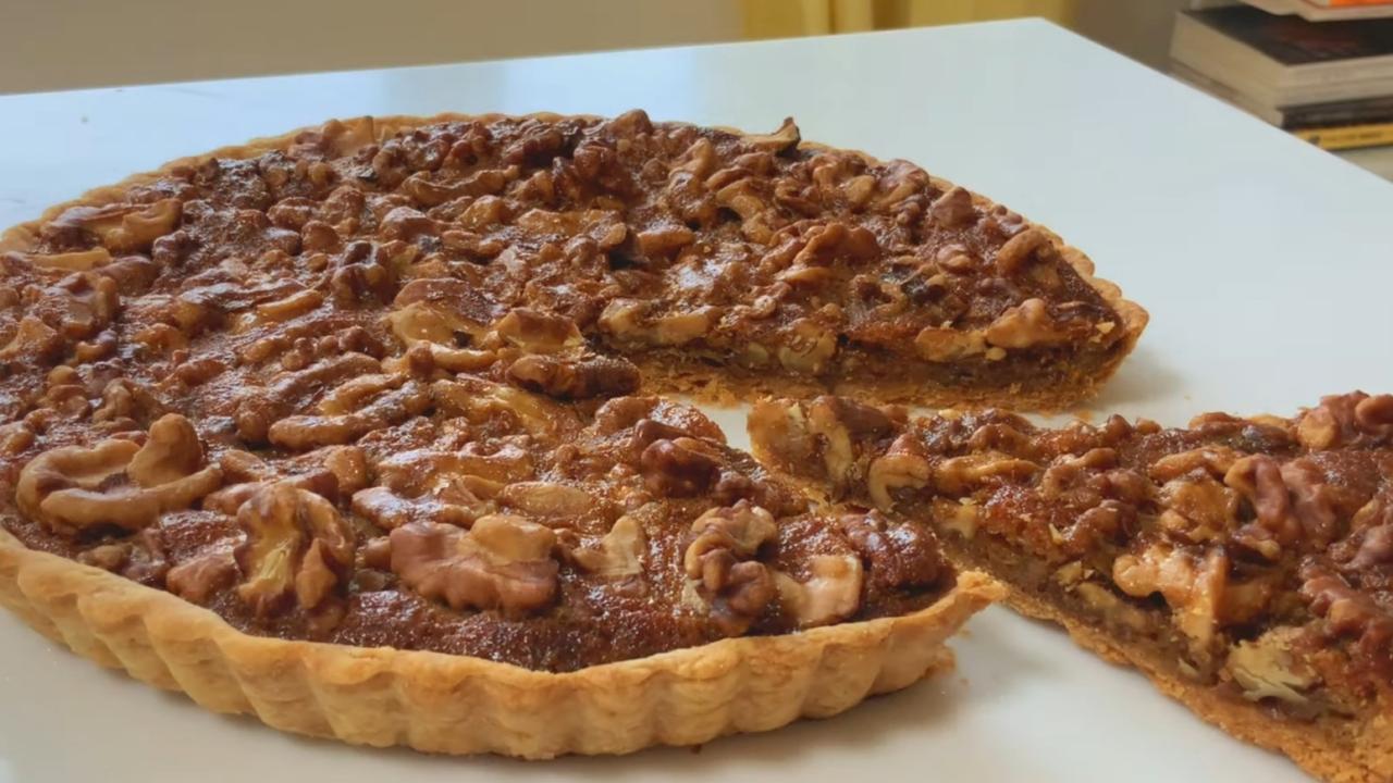 English Walnut Pie Recipe | Recipes.net