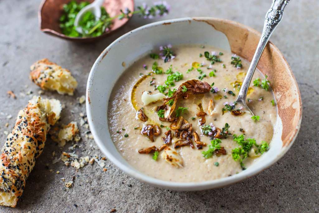 Creamy Roasted Cauliflower and Almond Soup {a vegan recipe} - food to glow