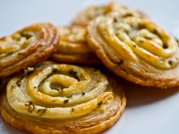 Cream Cheese and Chive Pastry Pinwheels Recipe