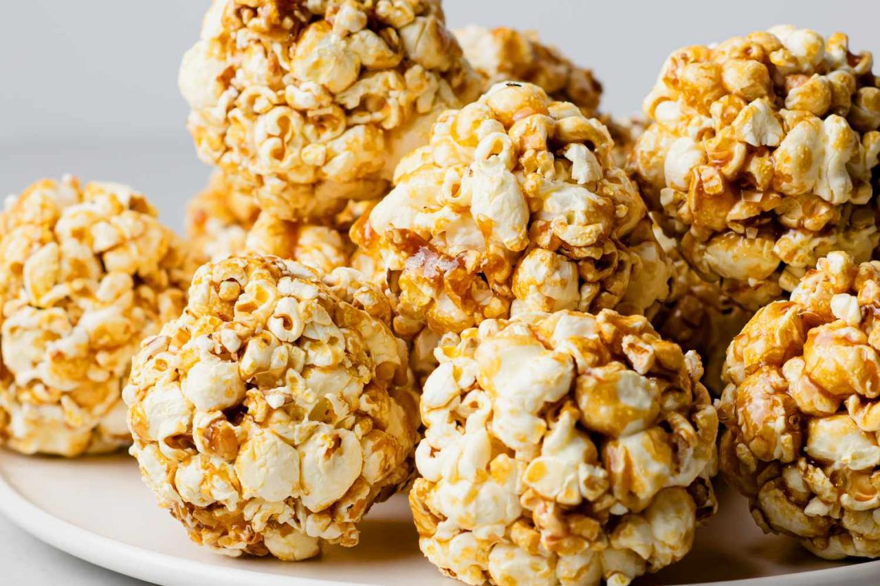 Quick and Easy Popcorn Balls Recipe