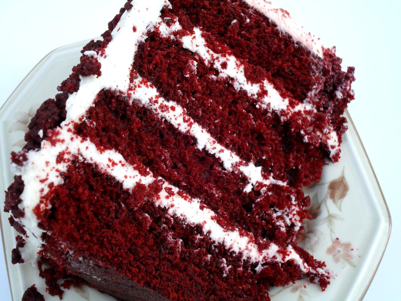 Red Velvet Cake | Veronica's Cornucopia