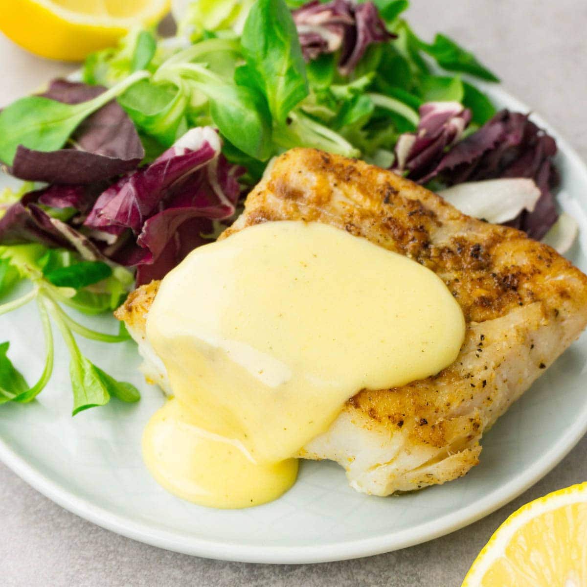 Easy hollandaise sauce recipe (Keto & Gluten-free)- Here To Cook