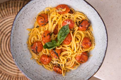 Roasted Cherry Tomato Spaghetti - Folio - Kuwait City | Bilbayt.com